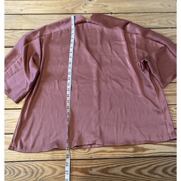 The Reset R Label Silky V Neck Blouse Size Medium Women’s Mauve - Picture 6 of 7